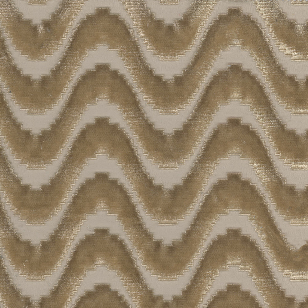 Elegant 3 Taupe by Marcus William Fabric Marcus William Fabric Elegant 3 TaupeFabric Marcus William Destinations 55%Svi 45%Cot India </p><p>Repeat: H: 4.375, V: 13 55 in - Fabric Carolina -
