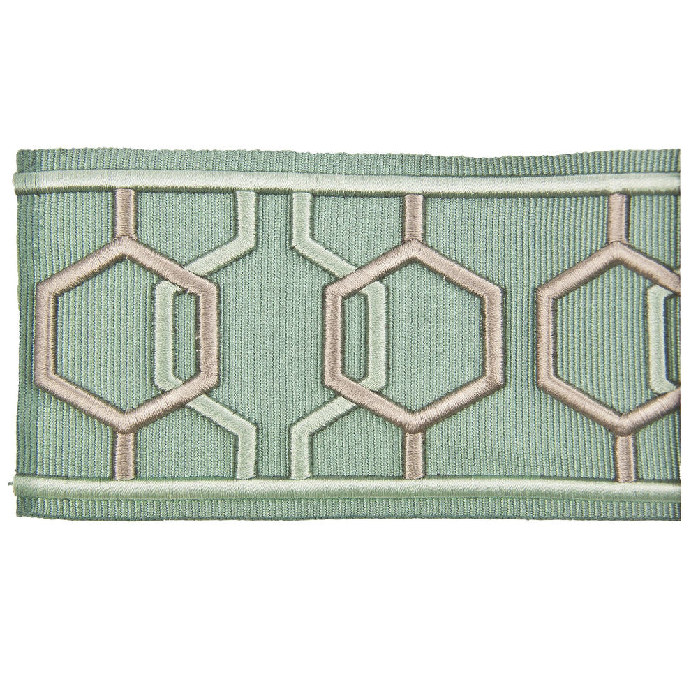 Emily 6 Mineral by Stout Trim Stout Trim Emily 6 MineralTrim DISTINCTION TAPES 99%SVI 1%POL CHINA </p><p>Repeat: H: 3.000, V: 4.000 3 in - Fabric Carolina -