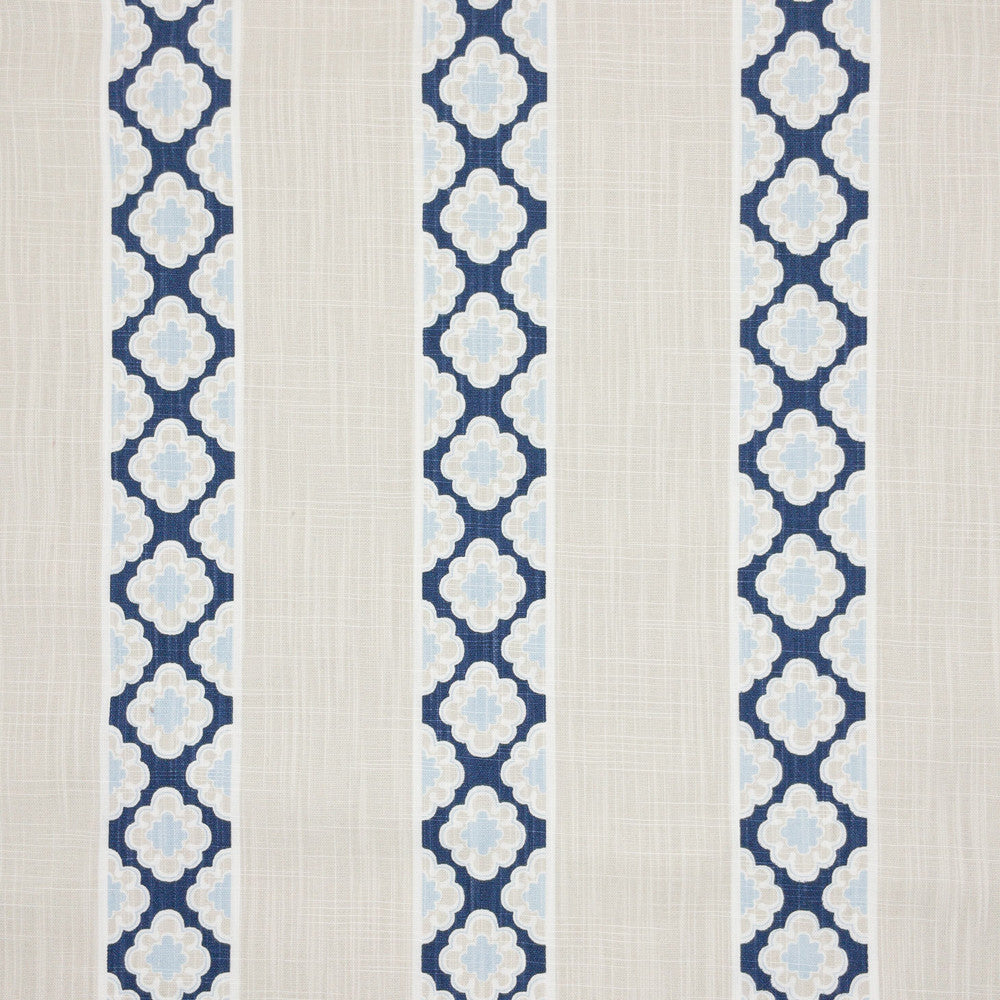 Entice 4 Breeze by Aoc Fabric THE ART OF COLOR HERITAGE II 100%COT USA Horizontal: 5.375 and Vertical: 2.125 54 in - Fabric Carolina -