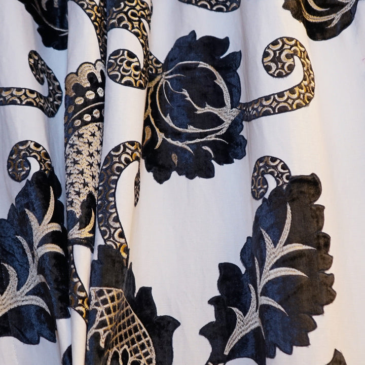 Evocative 69Sj101 by JF Fabric JF Studio 60% Cotton, 40% Linen India Horizontal: 25.5 and Vertical: 31.5 54 - Fabric Carolina -