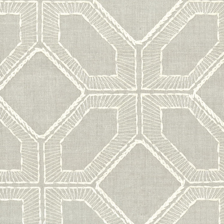 Excellent 2 Smoke by Stout Fabric COLOR MY WINDOW SILVER/SMOKE 47%COT 39%POL 14%SVI %BEMB INDIA FLAME RETARDANT-U.F.A.C. CLASS 1 WYZENBEEK 15 000 DOUBLE RUB WEAR TEST (HEAVY DUTY) Horizontal: 6.5 and Vertical: 6 53 in - Fabric Carolina -