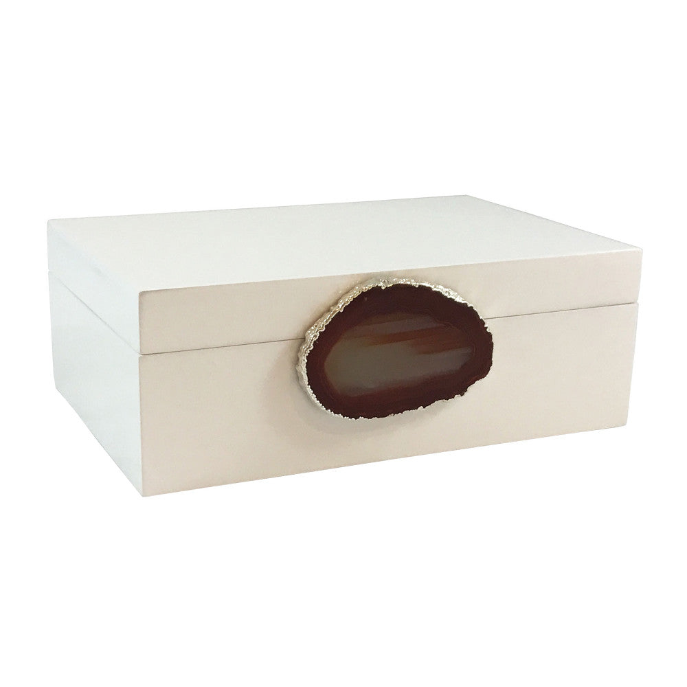 Emiliano Large Agate Box, White/Natural QR-18414.WHTNATSLV.0 by CuratedKravet CuratedKravet A large decorative white wooden box featuring a silver plated, natural agate slice. Due to the natural material of the agate slice, size, shape and color will vary. Brazil DUST LIGHTLY. </p><p>Dimensions: Length 8, Height 2.75, Width 5.5 Mdf - 85%, Stone - 10%, Silver Leaf - 5% - Fabric Carolina -