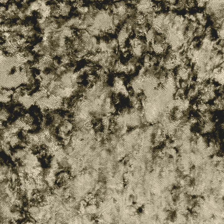 Crush Fern by Clarke And Clarke Fabric Clarke And Clarke Fabric Crush FernFabric CLARKE & CLARKE CRUSH POLYESTER - 100% China </p><p>Repeat: H: 0, V: 0 55 - Fabric Carolina -