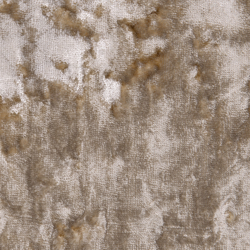 Crush Sand by Clarke And Clarke Fabric Clarke And Clarke Fabric Crush SandFabric CLARKE & CLARKE CRUSH POLYESTER - 100% China </p><p>Repeat: H: 0, V: 0 55 - Fabric Carolina -