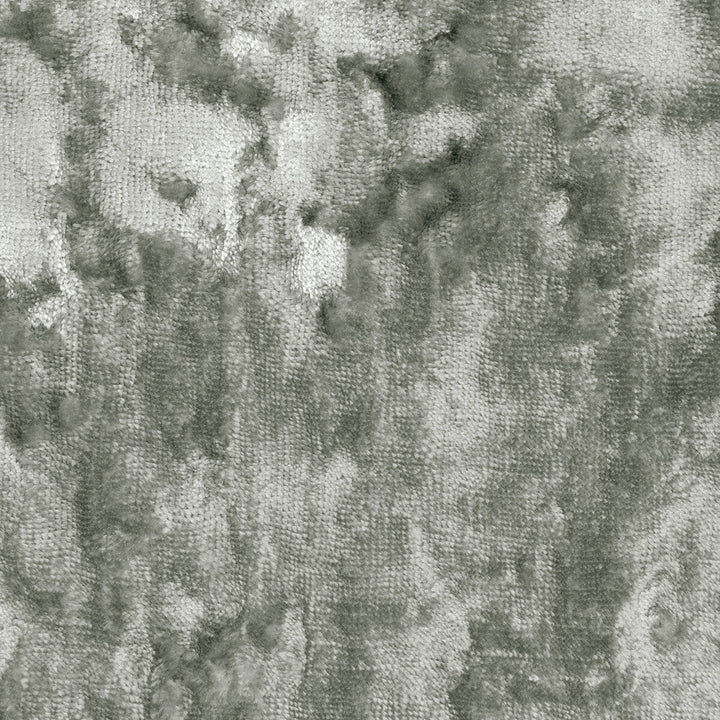 Crush Silver by Clarke And Clarke Fabric Clarke And Clarke Fabric Crush SilverFabric CLARKE & CLARKE CRUSH POLYESTER - 100% China </p><p>Repeat: H: 0, V: 0 55 - Fabric Carolina -
