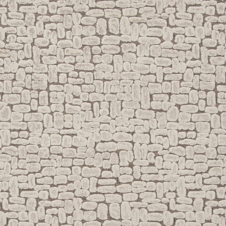 Moda Natural by Clarke And Clarke Fabric Clarke And Clarke Fabric Moda NaturalFabric CLARKE & CLARKE DIMENSIONS POLYESTER - 51%;COTTON - 49% Turkey </p><p>Repeat: H: 13.78, V: 16.14 54 - Fabric Carolina -
