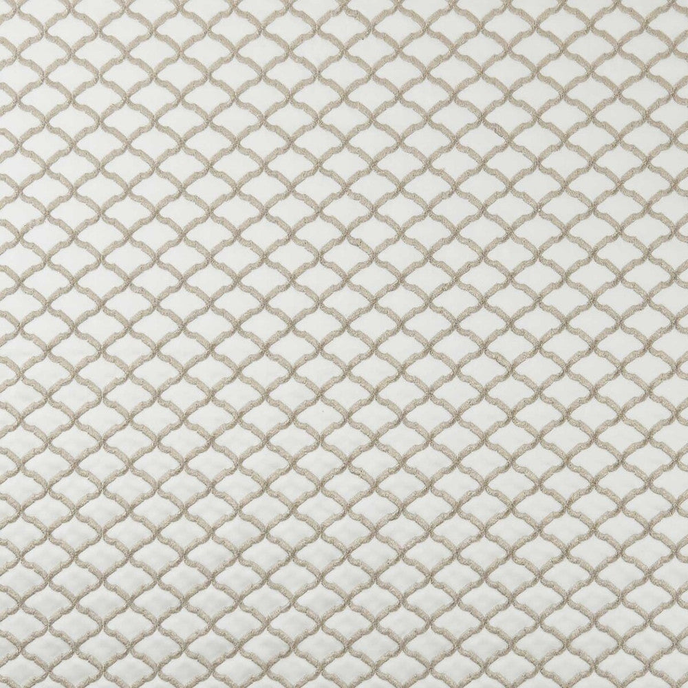 Reggio Ivory by Clarke And Clarke Fabric CLARKE & CLARKE IMPERIALE - India - Horizontal: 1.46 and Vertical: 1.26 55 - Fabric Carolina -