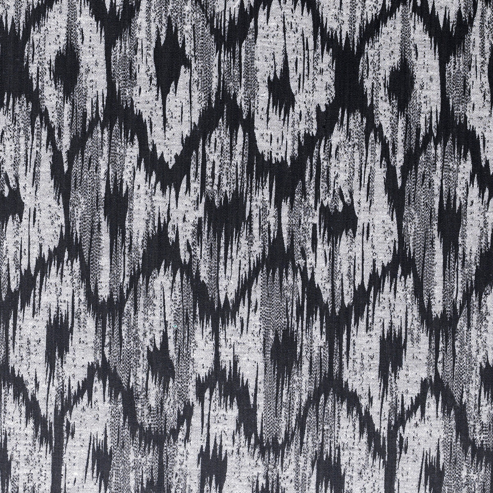 Bw1008 Black/White by Clarke And Clarke Fabric CLARKE & CLARKE BLACK + WHITE VISCOSE - 48%;LINEN - 21%;POLYESTER - 19%;COTTON - 12% India HEAVY Horizontal: 13.7 and Vertical: 21.46 55 - Fabric Carolina -