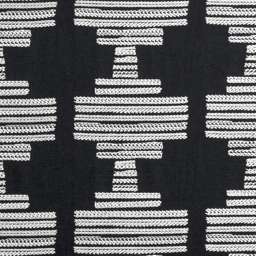 Bw1010 Black/White by Clarke And Clarke Fabric CLARKE & CLARKE BLACK + WHITE COTTON - 25%;LINEN - 25%;POLYESTER - 25%;VISCOSE - 25% India - Horizontal: 10.625 and Vertical: 9 55 - Fabric Carolina -