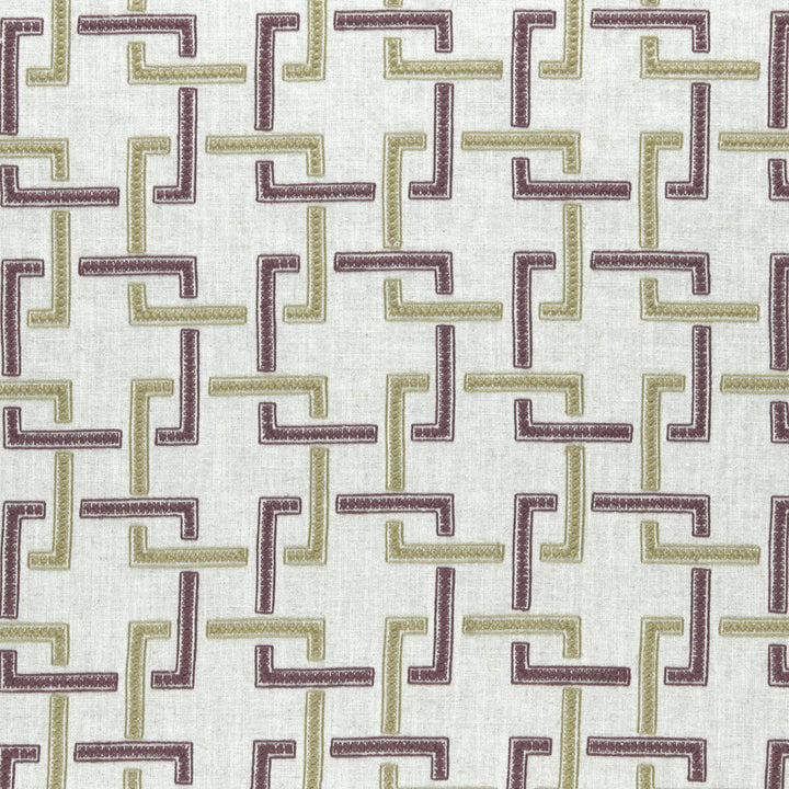Sekai Orchid/Willow by Clarke And Clarke Fabric CLARKE & CLARKE AMARA India Horizontal: 6.57 and Vertical: 6.22 55 - Fabric Carolina -