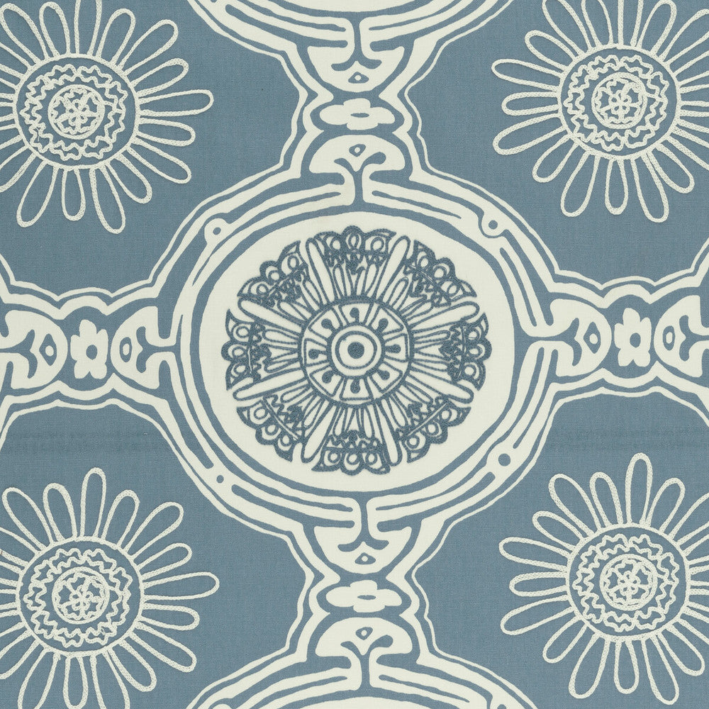 Maxime Provencale by Clarke And Clarke Fabric Clarke And Clarke Fabric Maxime ProvencaleFabric CLARKE & CLARKE COTE D AZUR COTTON - 100% India </p><p>Repeat: H: 17.01, V: 15.75 51 - Fabric Carolina -