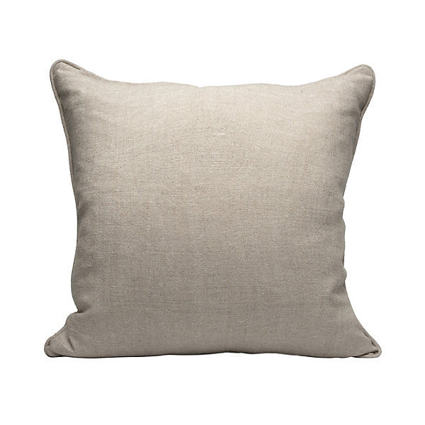 Lin Precieux Alabaster by Scalamandre
 Pillow Scalamandre
 Pillow Lin Precieux AlabasterPillow 80% LINEN|12% COTTON|8% POLYESTER USA </p><p>Repeat: H: , V: - Fabric Carolina -