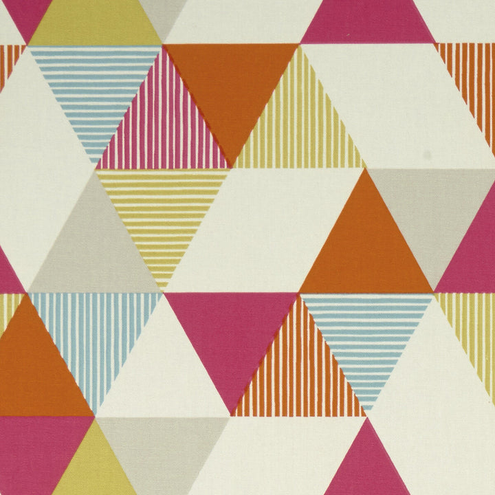 Brio Summer by Clarke And Clarke Fabric CLARKE & CLARKE GRAPHICA COTTON - 100% Turkey MEDIUM Horizontal: 13.78 and Vertical: 12.6 54 - Fabric Carolina -