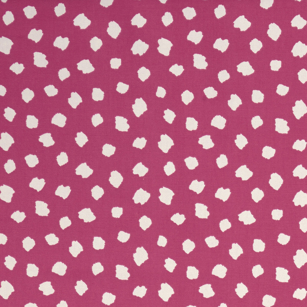 Clio Fuchsia by Clarke And Clarke Fabric Clarke And Clarke Fabric Clio FuchsiaFabric CLARKE & CLARKE GRAPHICA COTTON - 100% Turkey </p><p>Repeat: H: 6.89, V: 6.3 54 - Fabric Carolina -