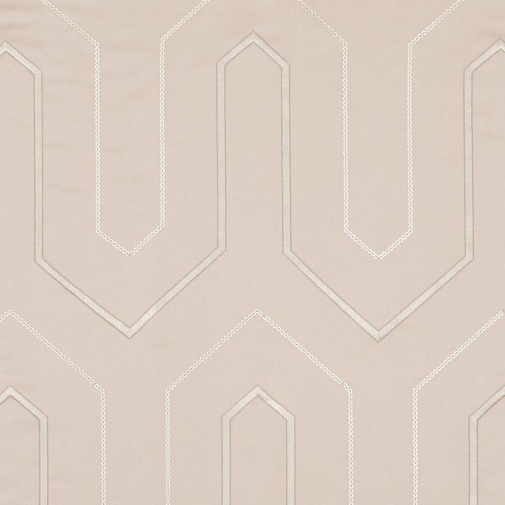 Gatsby Blush by Clarke And Clarke Fabric CLARKE & CLARKE LUSSO POLYESTER - 100% India Horizontal: 6.42 and Vertical: 9.25 54 - Fabric Carolina -