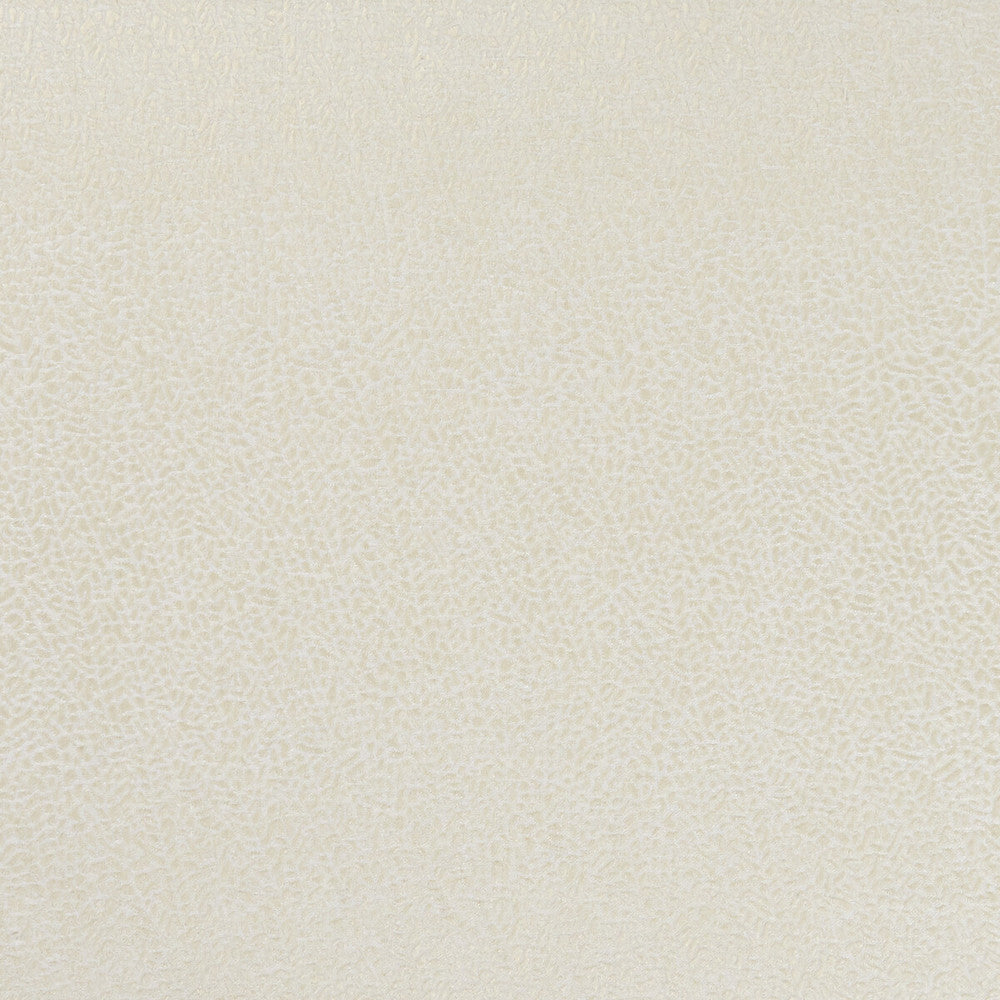 Isla Ivory/Gilver by Clarke And Clarke Fabric Clarke And Clarke Fabric Isla Ivory/GilverFabric CLARKE & CLARKE BOTANICA VISCOSE - 35%;POLYESTER - 33%;COTTON - 32% India </p><p>Repeat: H: 0, V: 0 55 - Fabric Carolina -