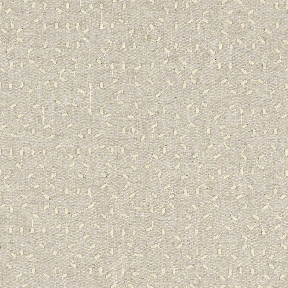 Bibury Linen by Clarke And Clarke Fabric CLARKE & CLARKE AVEBURY India Horizontal: 12.6 and Vertical: 12.2 54 - Fabric Carolina -