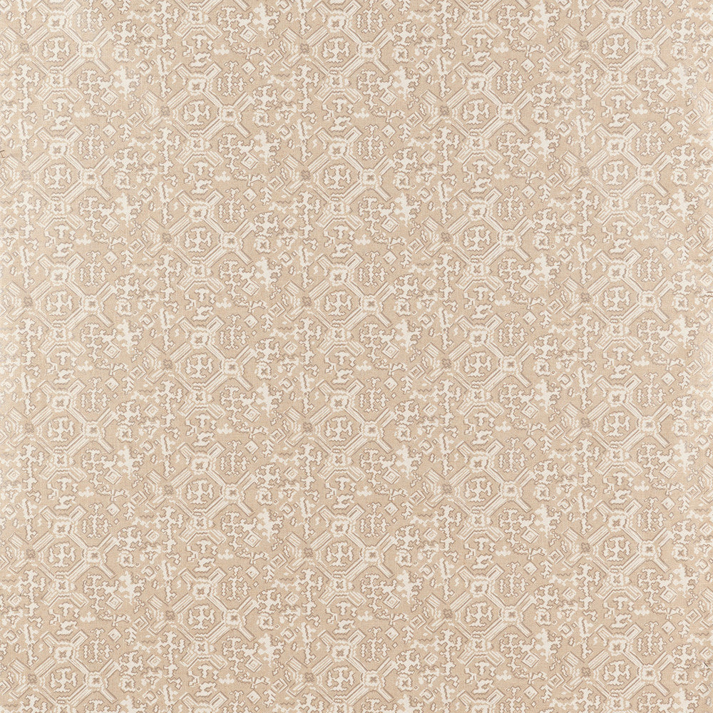 F1252 Pearlized by Greenhouse Fabric 55% Linen, 45% RayonHalf Drop Repeat USA 20,000 double rubs </p><p>Repeat: 9" H, 8.4" V 54" - Fabric Carolina -