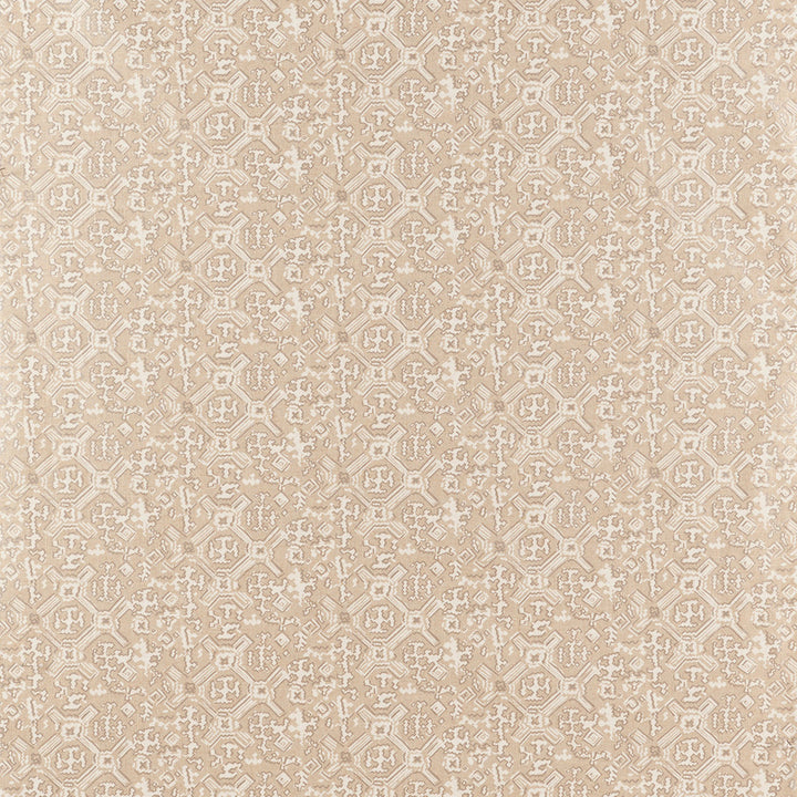 F1252 Pearlized by Greenhouse Fabric 55% Linen, 45% RayonHalf Drop Repeat USA 20,000 double rubs </p><p>Repeat: 9" H, 8.4" V 54" - Fabric Carolina -