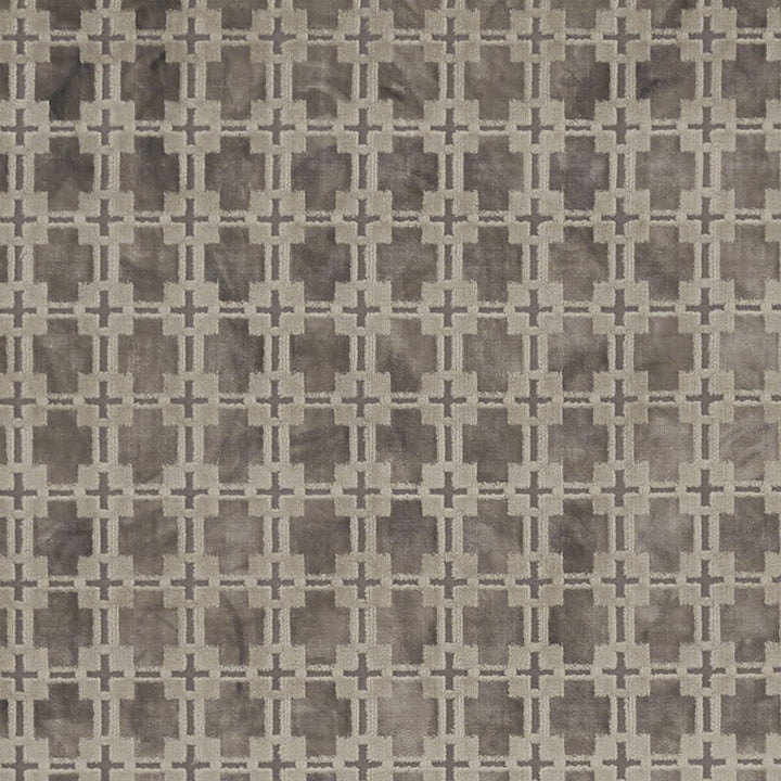 Maui Natural by Clarke And Clarke Fabric CLARKE & CLARKE EXOTICA VISCOSE - 48%;LINEN - 21%;POLYESTER - 19%;COTTON - 12% India HEAVY Horizontal: 1.5 and Vertical: 1.875 54 - Fabric Carolina -