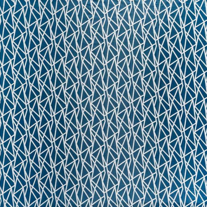 Geomo Kingfisher by Clarke And Clarke Fabric Clarke And Clarke Fabric Geomo KingfisherFabric CLARKE & CLARKE GEOMO POLYESTER - 75%;COTTON - 25% India </p><p>Repeat: H: 13.5, V: 6.7 54 - Fabric Carolina -