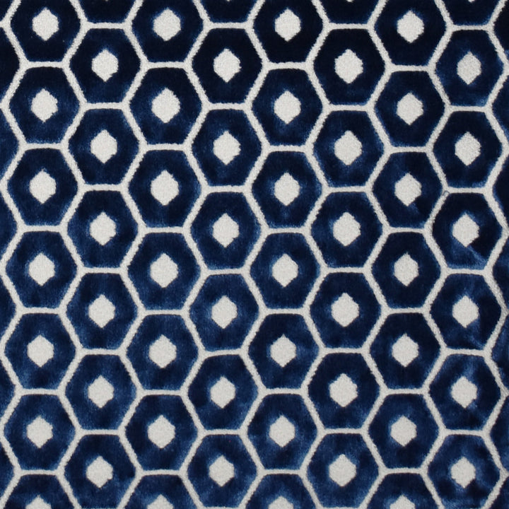 F2306 Midnight by Greenhouse Fabric 88% Viscose, 12% Polyester India 45,000 </p><p>Repeat: 2.5" H, 1.75" V 57" - Fabric Carolina -