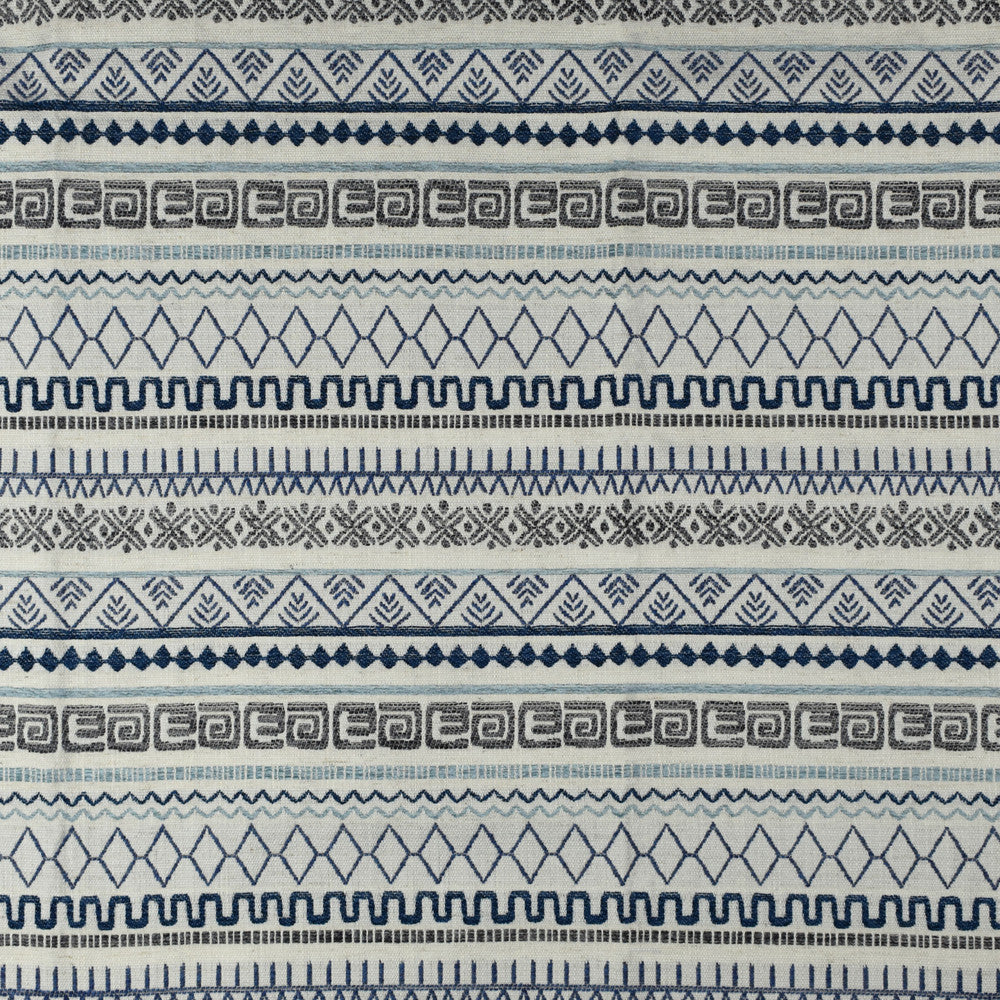 F2722 Sea by Greenhouse Fabric E84: greenhouse HUES 99% Polyester, 1% Linen China 53,000 double rubs </p><p>Repeat: 2.25" H, 14" V 57" - Fabric Carolina -