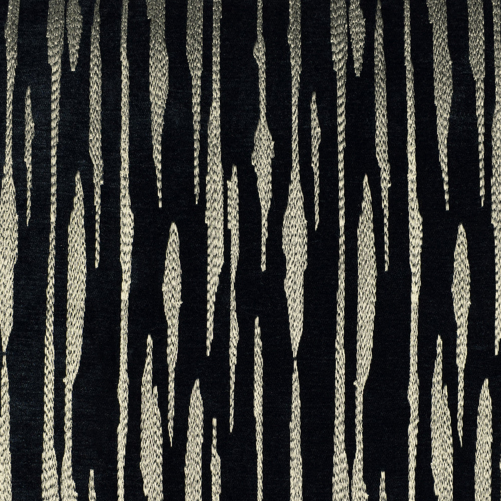 F2790 Black by Greenhouse Fabric E83: greenhouse HUES 100% Polyester W/ 100% Rayon Embroidery China 9,000 double rubs </p><p>Repeat: 6.75" H, 11.2" V 56" - Fabric Carolina -