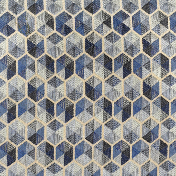F2970 Glacier by Greenhouse Fabric 100% Polyester China 20,000 double rubs </p><p>Repeat: 1.18" H, 1.89" V 57" - Fabric Carolina -