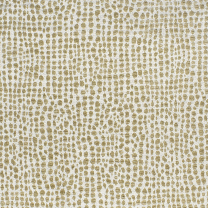 F3018 Eggshell by Greenhouse Fabric 100% Polyester China 15,000 </p><p>Repeat: None 60" - Fabric Carolina -