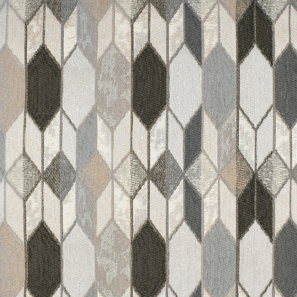F3189 Silver by Greenhouse Fabric 100% Polyester USA 84,000 double rubs </p><p>Repeat: 3.5" H, 1.5" V 54" - Fabric Carolina -