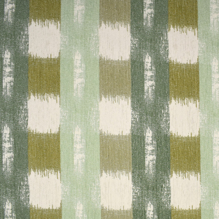 F3285 Garden by Greenhouse Fabric 100% Polyester USA 81,000 </p><p>Repeat: 11.875" H, 11.5" V 54" - Fabric Carolina -