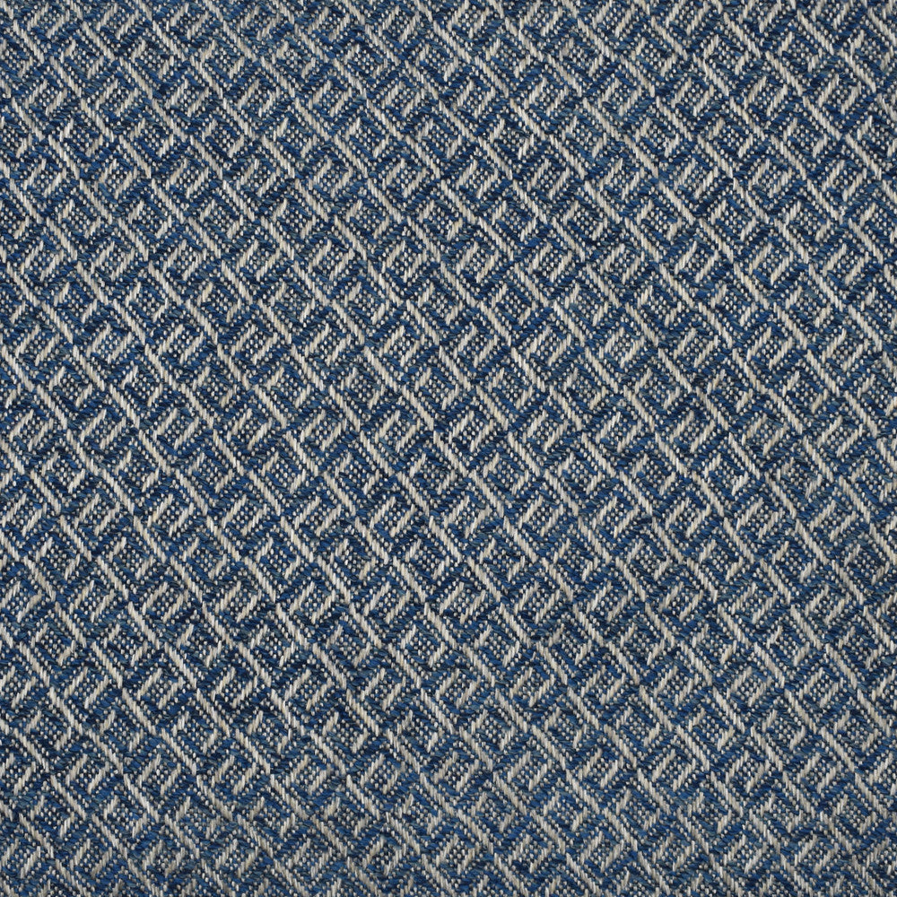 F3596 Sapphire by Greenhouse Fabric E94: Performance Blue 97.11% Olefin, 2.89% Polyester USA 51,000 double rubs </p><p>Repeat: .875" H, 1.063" V 54" - Fabric Carolina -