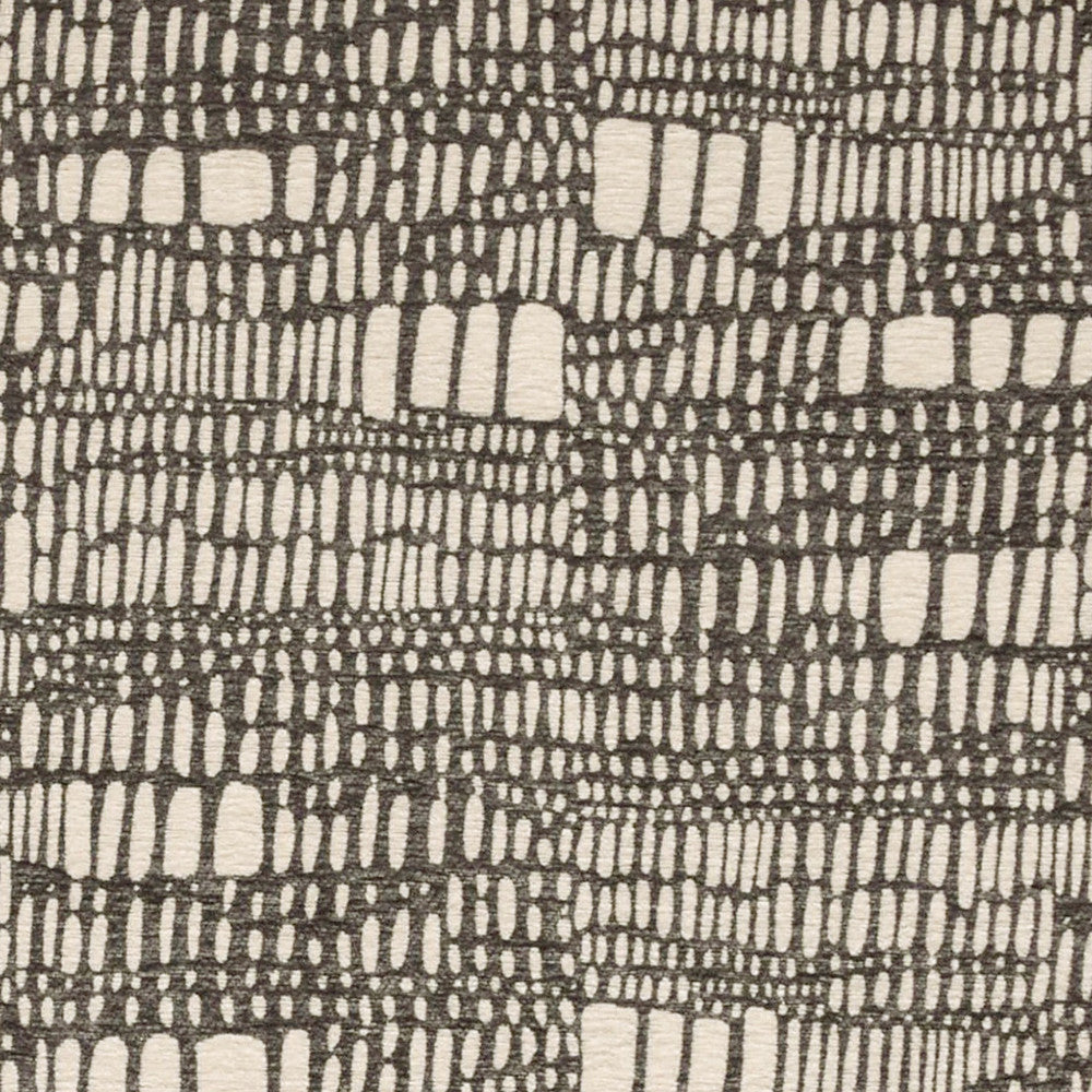 F4736 Pewter by Greenhouse Fabric 100% Polyester China 15,000 </p><p>Repeat: 14" H, 11.25" V 54" - Fabric Carolina -
