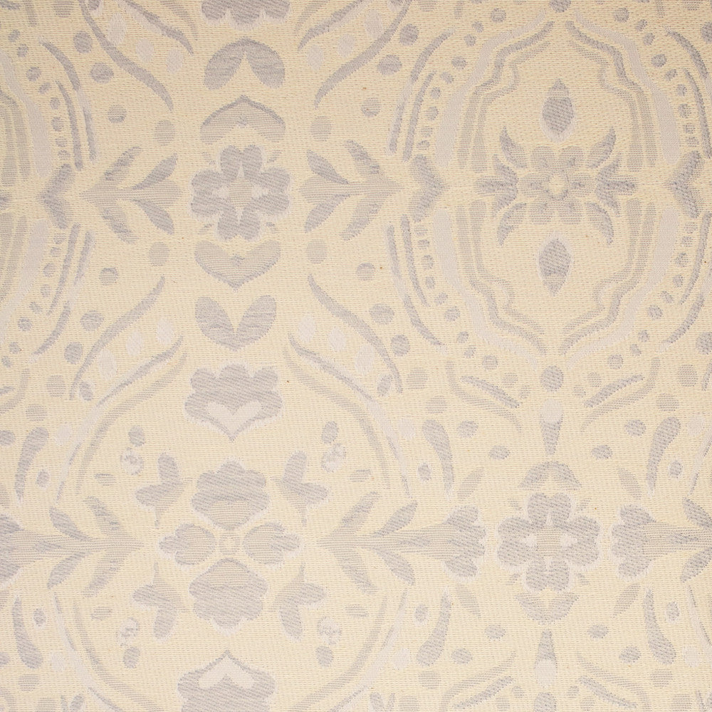 F5132 Light Blue by Greenhouse Fabric 70% Polyester, 30% Cotton Mexico 40,000 </p><p>Repeat: 9.4" H, 9.1" V 54" - Fabric Carolina -