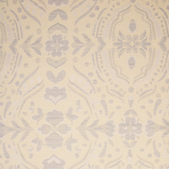 F5132 Light Blue by Greenhouse Fabric 70% Polyester, 30% Cotton Mexico 40,000 </p><p>Repeat: 9.4" H, 9.1" V 54" - Fabric Carolina -