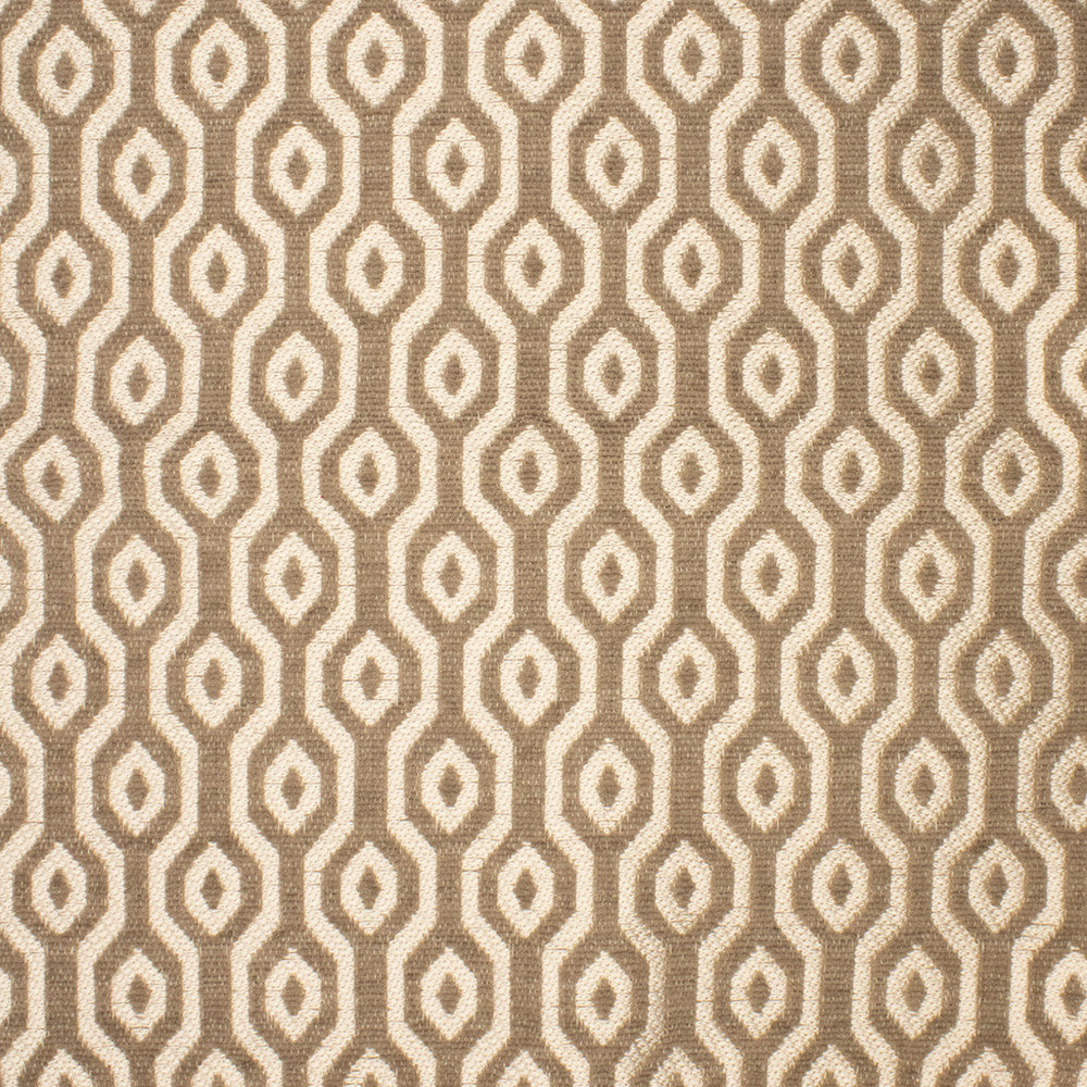 F5191 Antique by Greenhouse Fabric 100% Polyester Mexico 40,000 </p><p>Repeat: 1.18" H, 3.93" V 54" - Fabric Carolina -