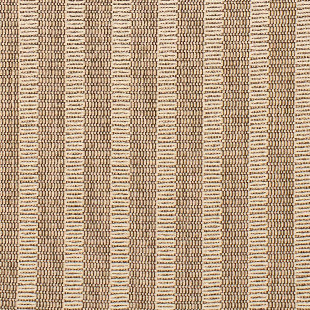 F5194 Nut by Greenhouse Fabric 70% Cotton, 30% Polyester Mexico 40,000 </p><p>Repeat: .19" H, .18" V 54" - Fabric Carolina -