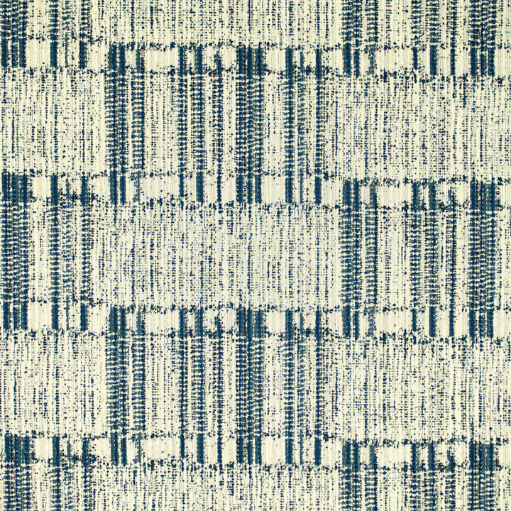 F5501 Navy by Greenhouse Fabric 60.49% Polyester (Uv), 39.51% Olefin USA 63,000 </p><p>Repeat: 3.563" H, 12.813" V 55" - Fabric Carolina -