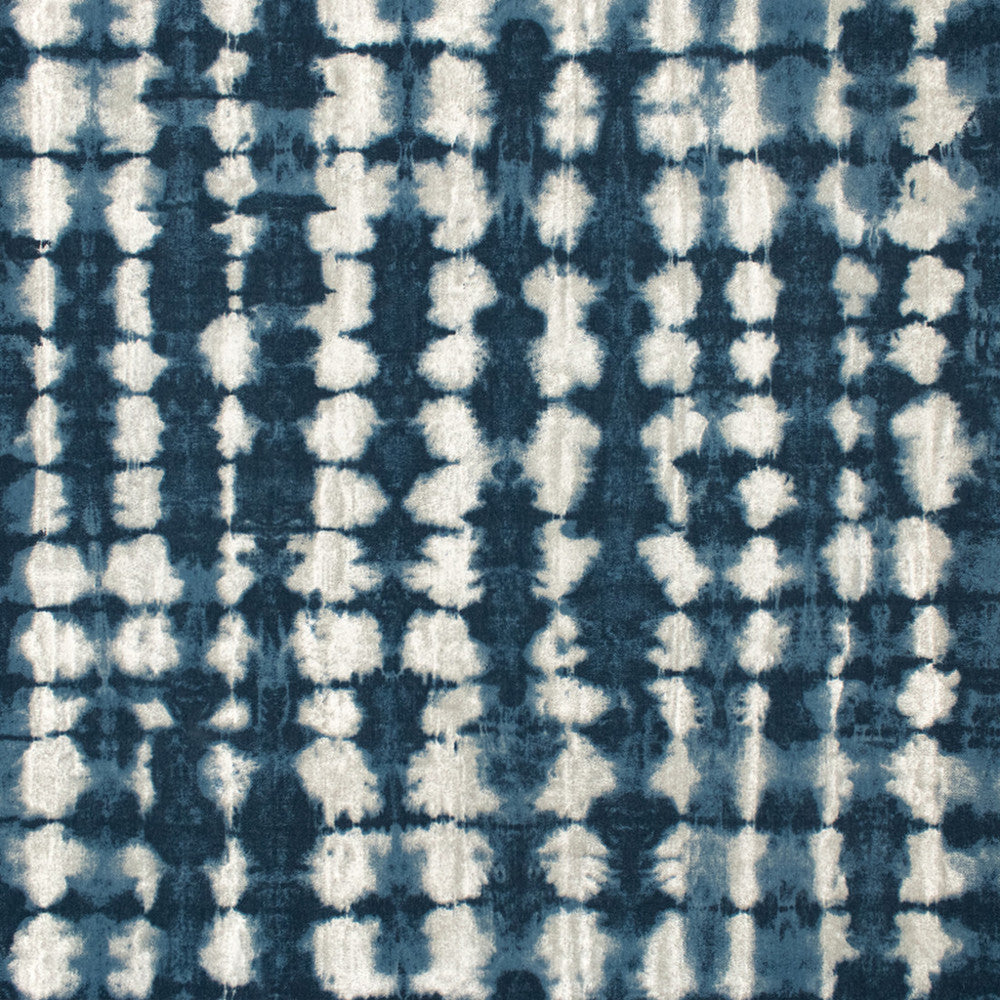 F5742 Blue by Greenhouse Fabric 100% Cotton China 50,000 </p><p>Repeat: 27.75" H, 24.25" V 55" - Fabric Carolina -