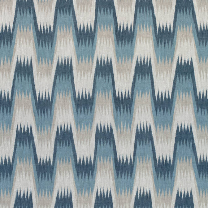Stockholm Chevron Slate Blue F910241 by Thibaut Fabric Thibaut Fabric Stockholm Chevron Slate Blue F910241Fabric Colony Fabric Book 100% Linen THAILAND </p><p>Repeat: V: 8 54 - Fabric Carolina -