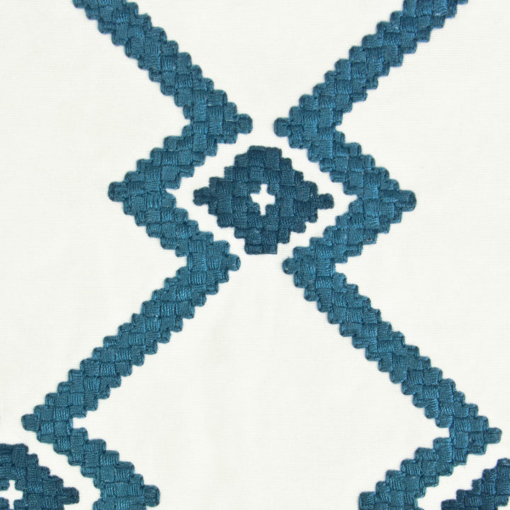 Faint 2 Cadet by Stout Fabric Rainbow Library Blueberry/Denim 100% Cotton INDIA WYZENBEEK 11 000 DOUBLE RUB WEAR TEST (MEDIUM DUTY) Horizontal: 6.5 and Vertical: 7.5 51 in - Fabric Carolina -