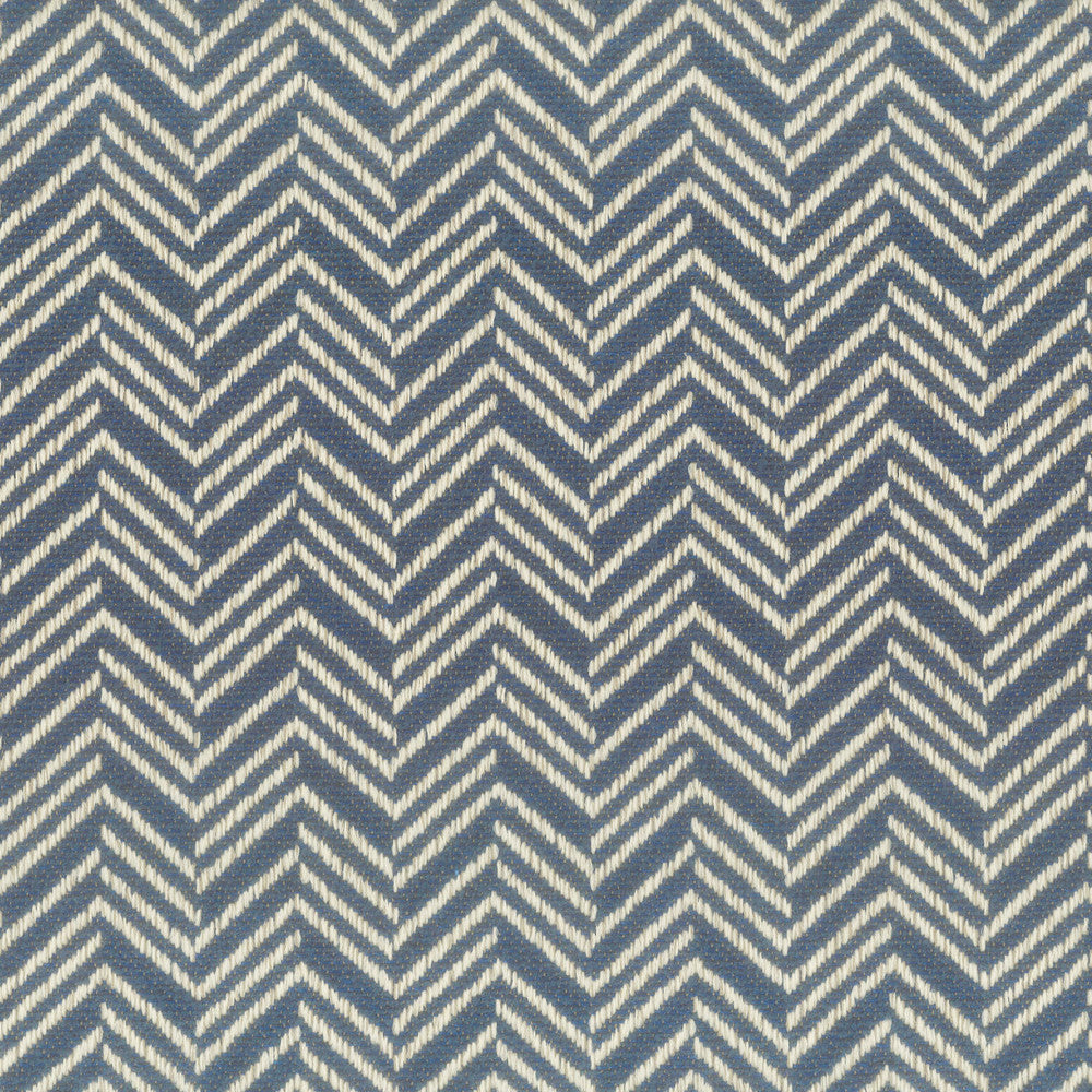 Fargo 1 Indigo by Stout Designer Fabric LIVING IS EASY CHAMBRAY/NAVY 100%POL CHINA PERFORMANCE RATED FABRIC FLAME RETARDANT-U.F.A.C. CLASS 1 CATB 117-2013 WYZENBEEK 50 000 DOUBLE RUB WEAR TEST (HEAVY DUTY) </p><p>Repeat: 1.5 56 in - Swanky Fabrics -