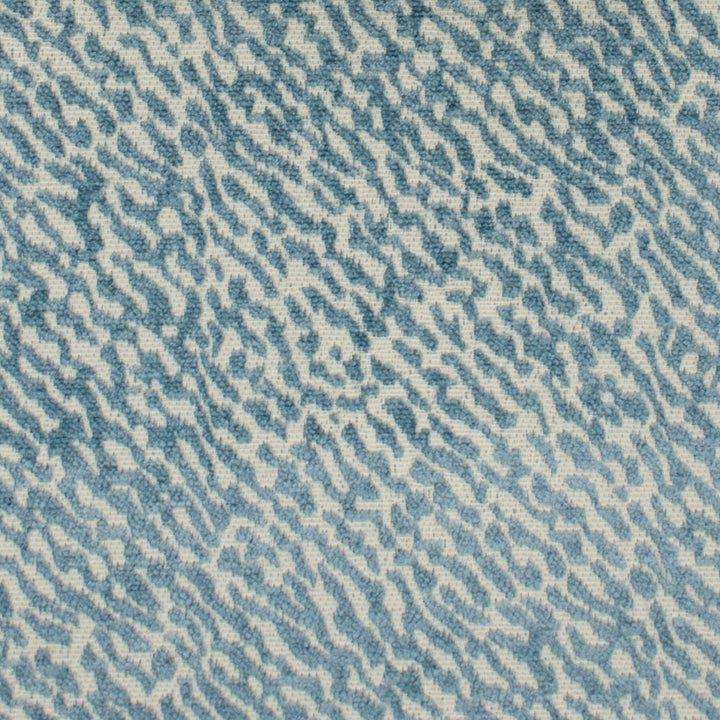 Farout 1 Chambray by Stout Fabric RAINBOW LIBRARY CHAMBRAY/SHORELINE 16%COT 50%SVI 34%POL INDIA WYZENBEEK 100 000 DOUBLE RUB WEAR TEST (HEAVY DUTY) FLAME RETARDANT-U.F.A.C. CLASS 1 CATB 117-2013 Horizontal: 7 and Vertical: 6.5 54 in - Fabric Carolina -