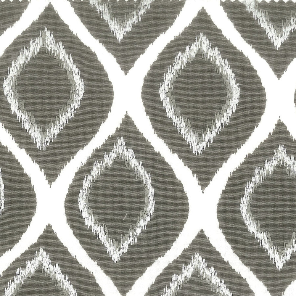 Fascinate 4 Pewter by Stout Fabric Stout Fabric Fascinate 4 PewterFabric RAINBOW LIBRARY FLAX/DRIFTWOOD INDIA </p><p>Repeat: H: 3.500, V: 5.000 51 in - Fabric Carolina -