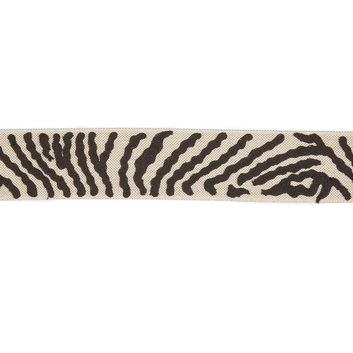 Montford Woodsmoke by Mulberry Trim MODERN COUNTRY COTTON - 55%;SPUN POLYESTER - 45% India Horizontal: 2.15912 and Vertical: 11.80818 2.15912 - Fabric Carolina -