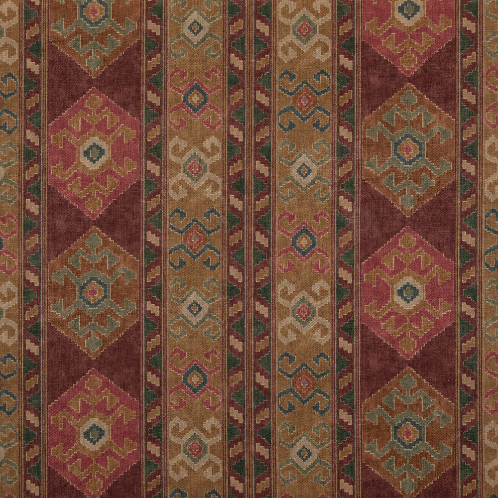 Nomad Plum by Mulberry Fabric MULBERRY LONG WEEKEND VISCOSE - 82%;LINEN - 18% United Kingdom Horizontal: 54.372 and Vertical: 24.034 54.372 - Fabric Carolina -
