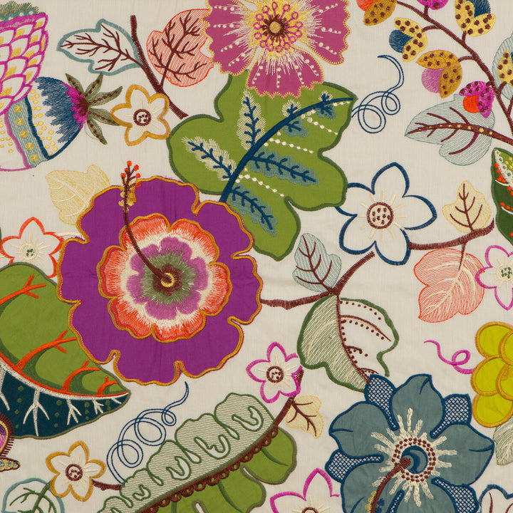 ***Bf10566 1 by G P & J Baker Fabric LANGDALE LINEN - 30%;VISCOSE - 30%;POLYESTER - 18%;COTTON - 12%;SILK - 10% India - Horizontal: 51.22 and Vertical: 31.52 51.22 - Fabric Carolina -