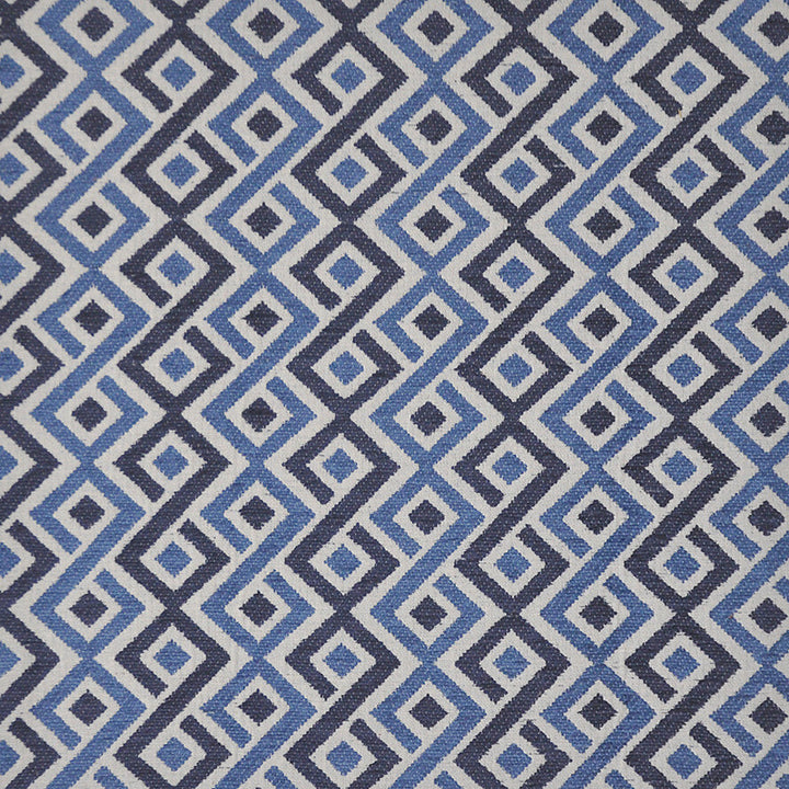 Follow Me # 127 Bluejay by Maxwell Fabric PERFORMANCE WOVENS-VOL.I DEEP SEA 62% RAYON 24% COTTON
14% POLYESTER USA </p><p>Repeat: Horizontal: H-3.5 and Vertical: V-4 55" - Fabric Carolina -