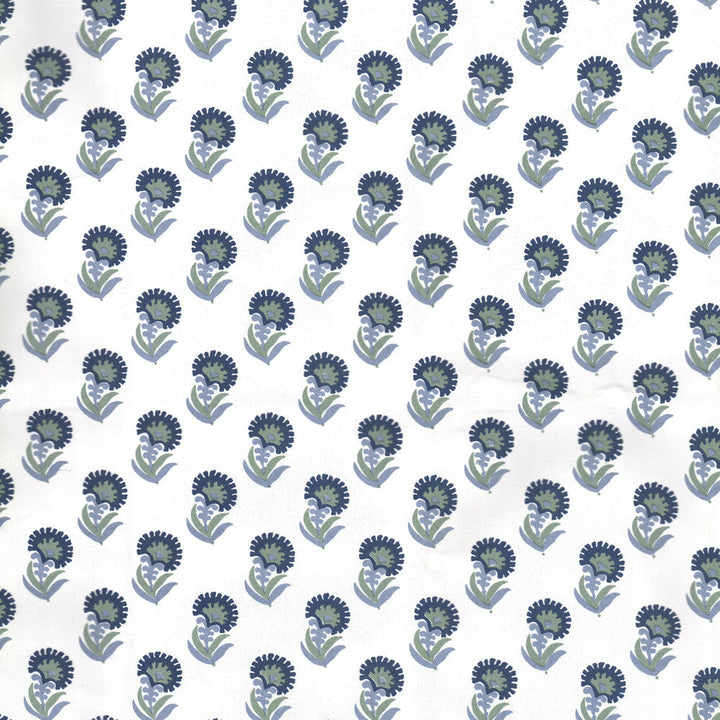 Fresno 1 Periwinkle by Stout Fabric Stout Fabric Fresno 1 PeriwinkleFabric COMFORTABLE LIVING MOONSTONE/NAVY 100%COT INDIA </p><p>Repeat: H: 3.000, V: 3.250 54 in - Fabric Carolina -